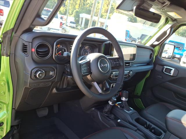 2025 Jeep Wrangler Rubicon 4x4