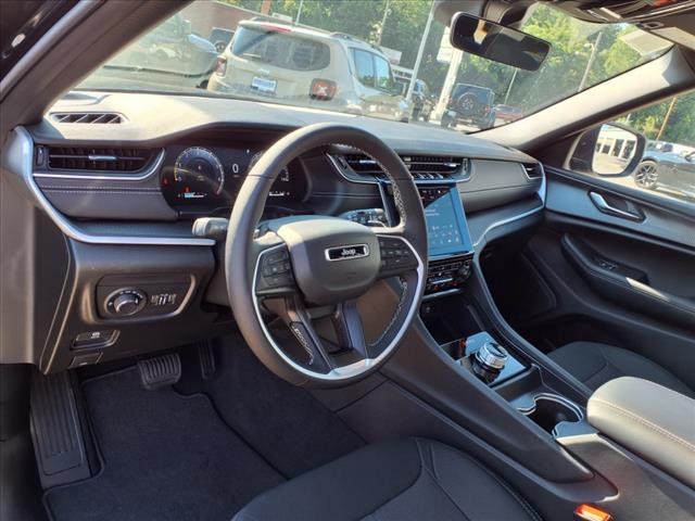 2025 Jeep Grand Cherokee Laredo X