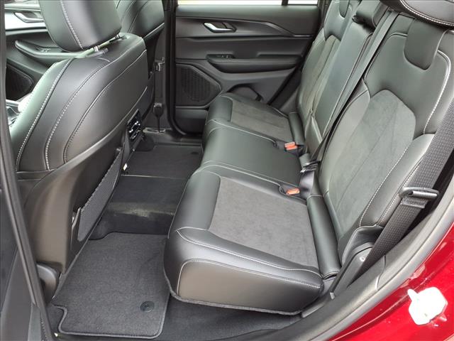 2025 Jeep Grand Cherokee Altitude X 4x4