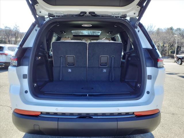 2025 Jeep Grand Cherokee L Limited 4x4