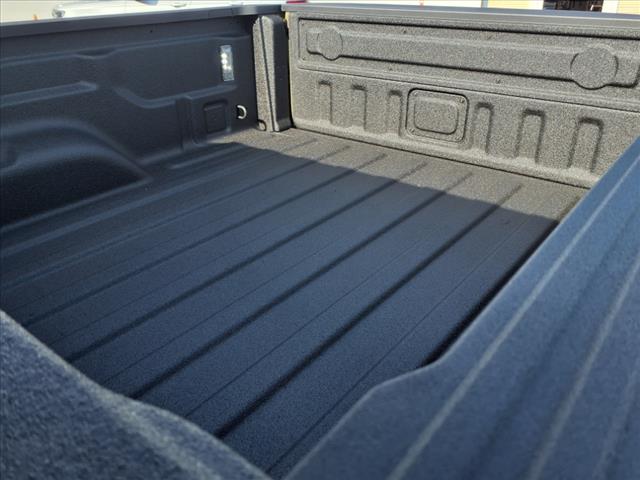 2025 Jeep Gladiator High Tide 4x4 Crew Cab 5 ft. box