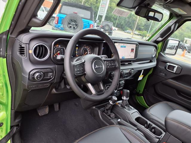2025 Jeep Gladiator 