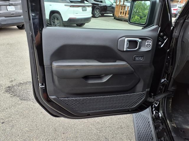 2025 Jeep Wrangler Sahara 4x4