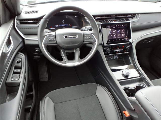 2025 Jeep Grand Cherokee Altitude X 4x4
