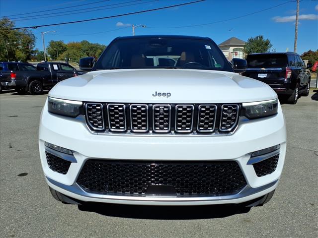 2022 Jeep Grand Cherokee Summit Reserve