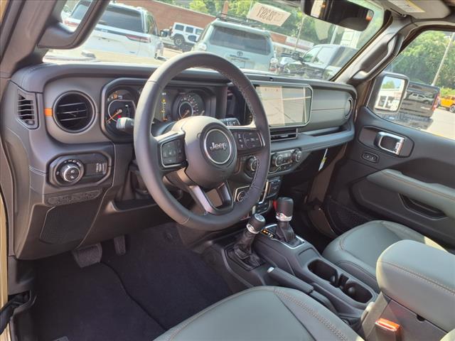 2025 Jeep Gladiator Mojave X 4x4 Crew Cab 5 ft. box