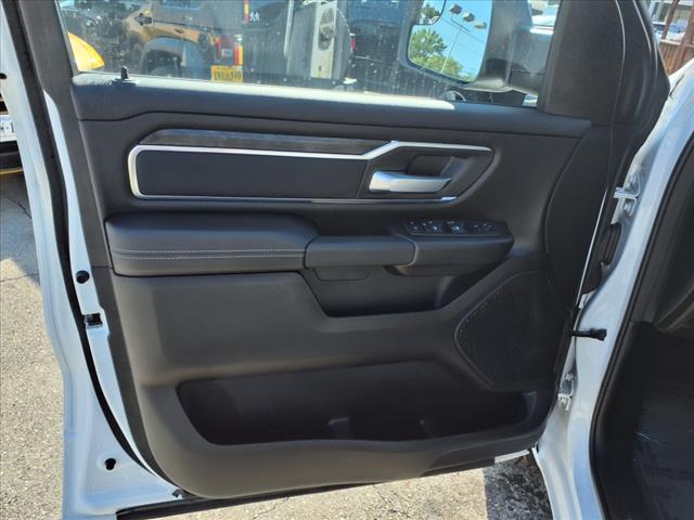 2024 RAM 1500 Big Horn/Lone Star 4x4 Quad Cab 140.5 in. WB