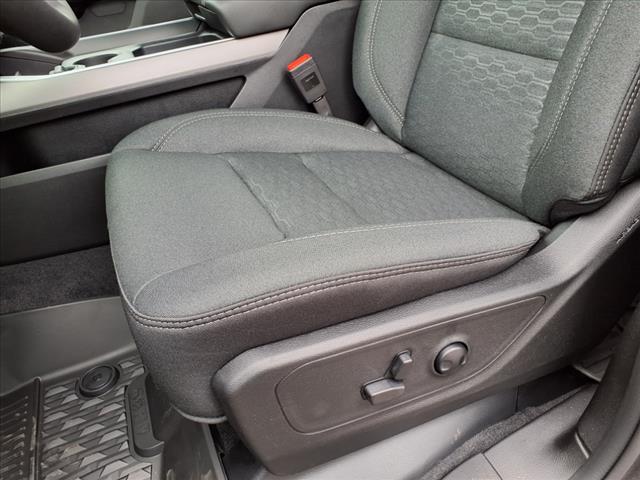 2025 RAM 1500 Big Horn/Lone Star 4x4 Crew Cab 144.5 in. WB