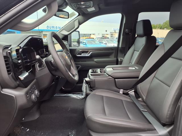 2025 Chevrolet Silverado 3500HD LTZ