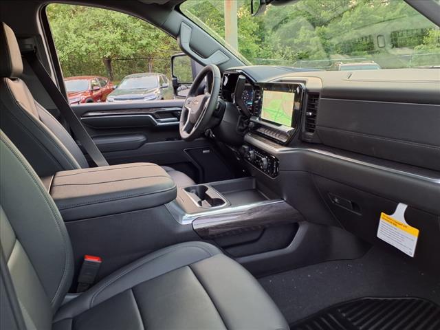 2025 Chevrolet Silverado 3500HD LTZ