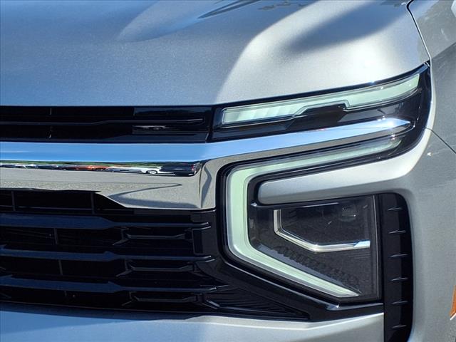 2025 Chevrolet Suburban LS