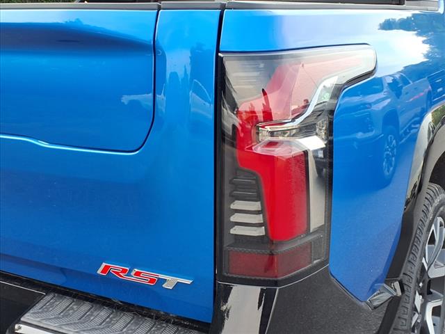 2025 Chevrolet Silverado EV RST