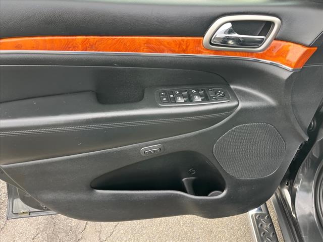 2011 Jeep Grand Cherokee Overland - Photo 12