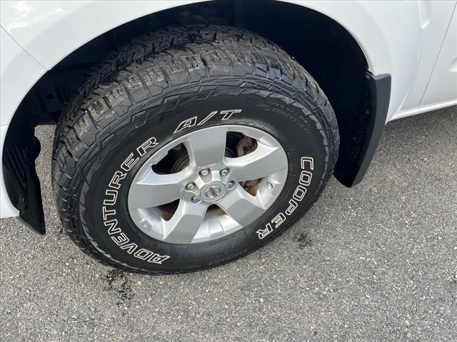 2012 Nissan Frontier SV V6 - Photo 12