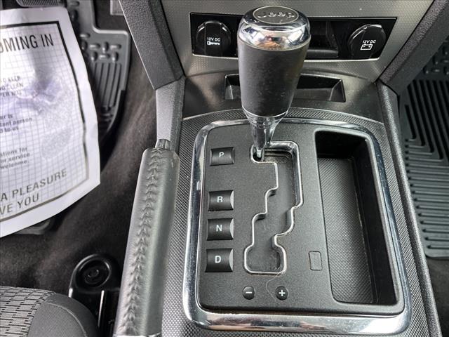 2010 Jeep Grand Cherokee Laredo - Photo 16
