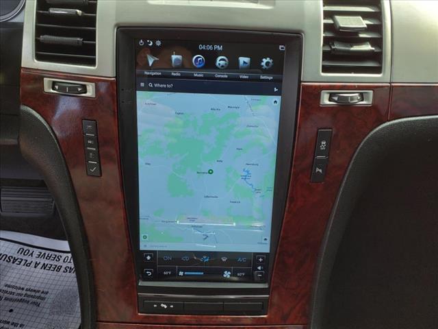 2012 Cadillac Escalade ESV Luxury - Photo 18