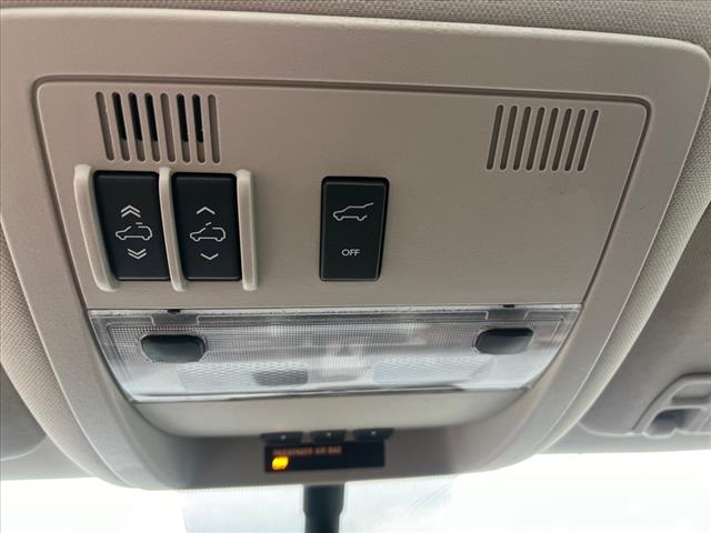 2014 Chevrolet Suburban LTZ - Photo 20