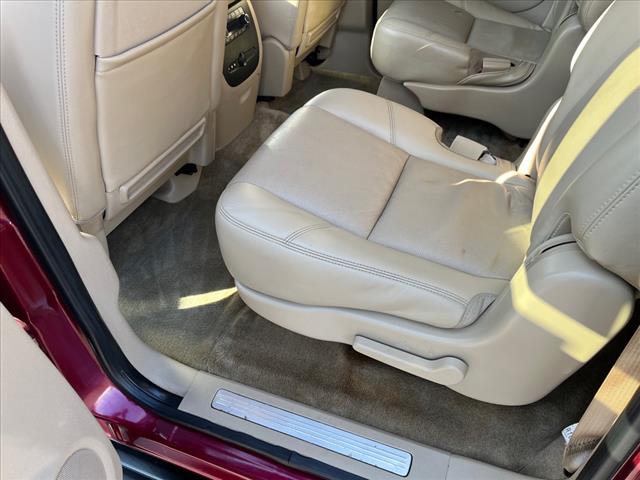 2011 Chevrolet Suburban LTZ - Photo 23