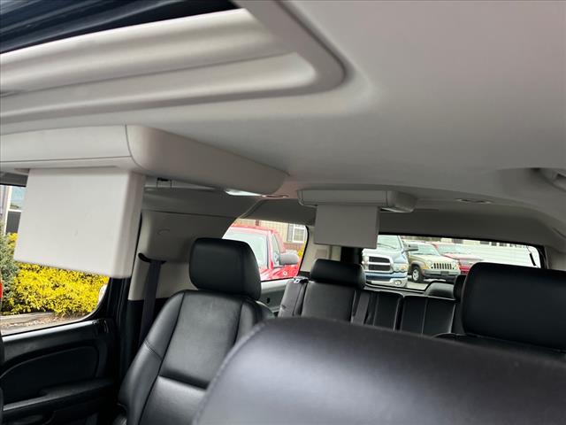 2014 Chevrolet Suburban LTZ - Photo 23