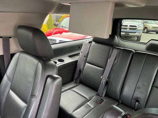 2014 Chevrolet Suburban LTZ - Photo 27