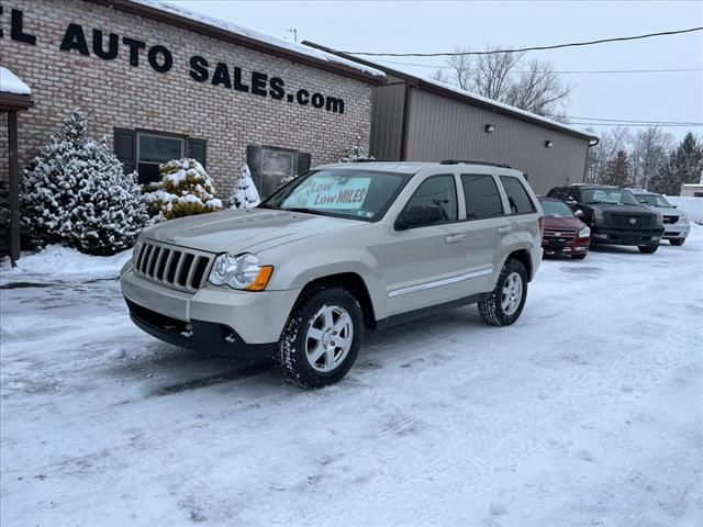 2010 Jeep Grand Cherokee Laredo - Photo 2