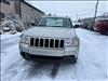 2010 Jeep Grand Cherokee Laredo - thumbnail 3