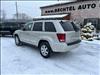 2010 Jeep Grand Cherokee Laredo - thumbnail 8