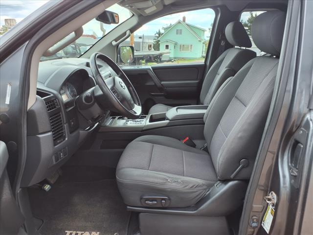 2012 Nissan Titan SV