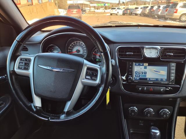 2012 Chrysler 200 Touring