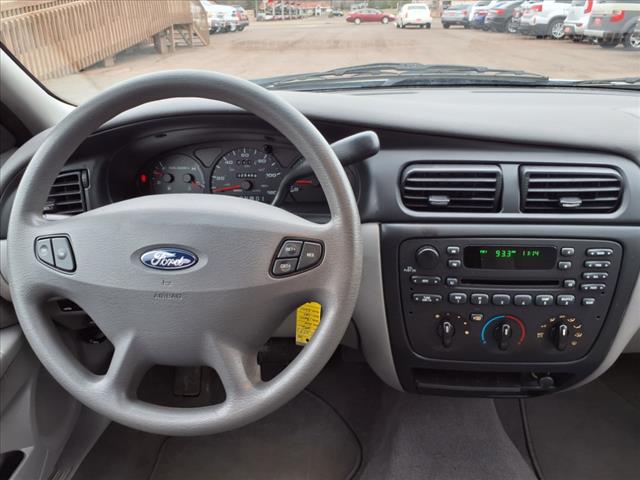 2002 Ford Taurus SES