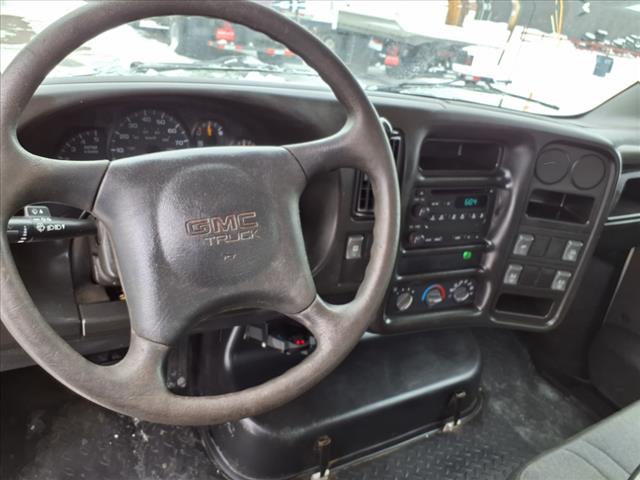 2005 GMC C5500 Crew Cab