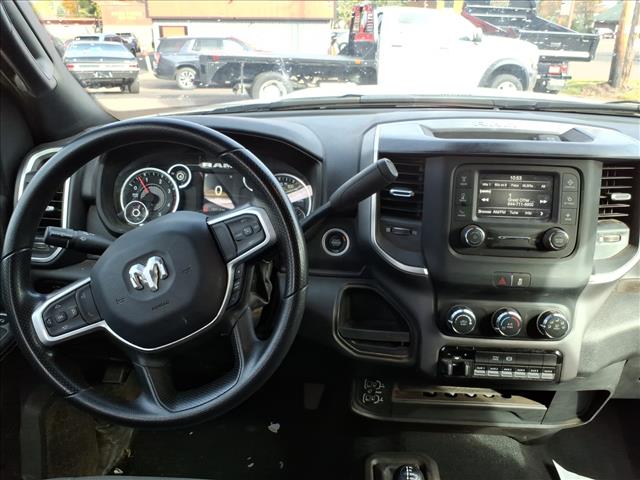 2024 RAM 3500 SLT