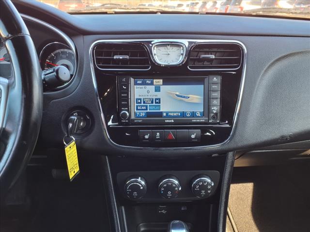 2012 Chrysler 200 Touring
