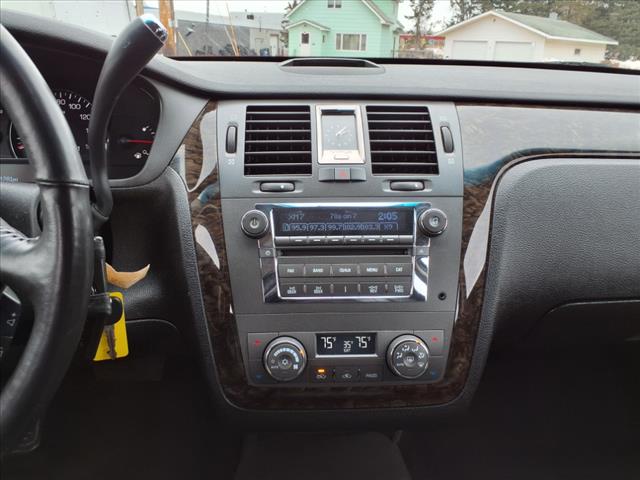 2008 Cadillac DTS Base