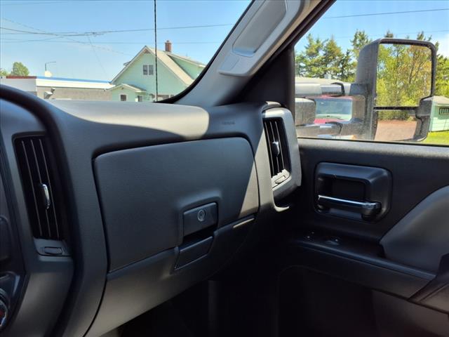 2022 Chevrolet Silverado 5500 Stake Body