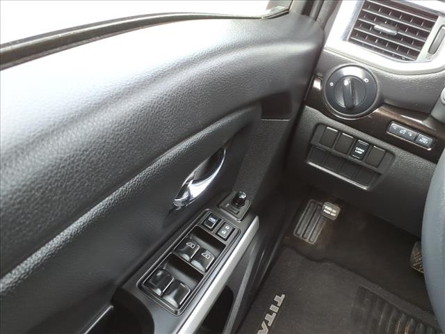 2019 Nissan Titan SV