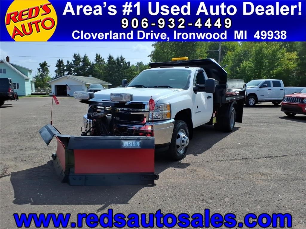 2012 Chevrolet Silverado 3500HD CC