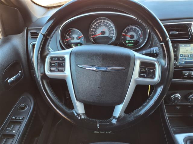 2012 Chrysler 200 Touring