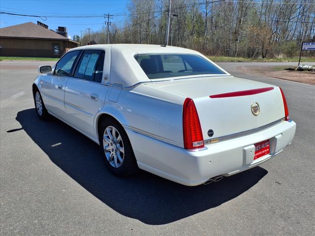 2008 Cadillac DTS Base