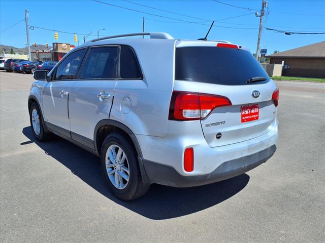 2015 Kia Sorento LX