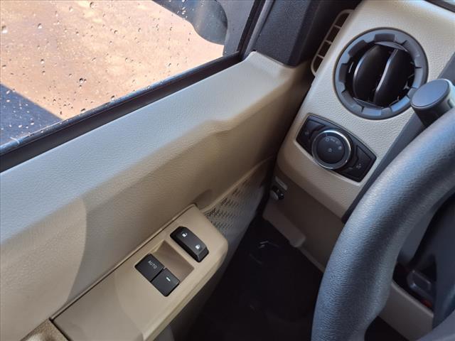 2025 Ford E-Series E-450 SD