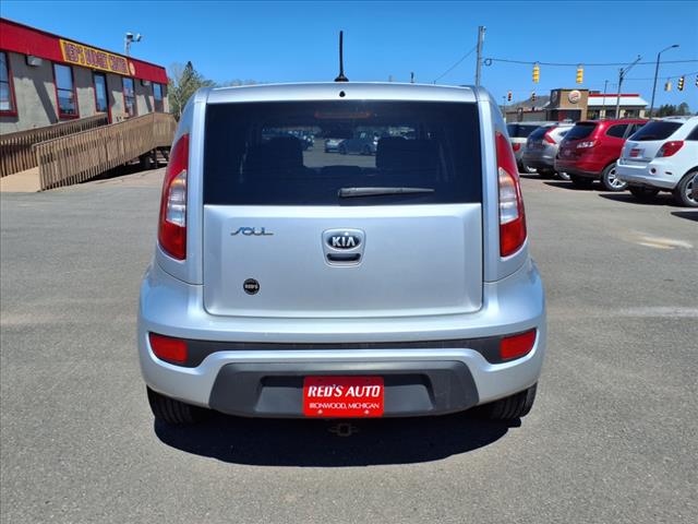 2013 Kia Soul Base