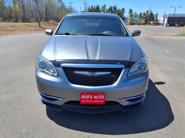 2013 Chrysler 200 Limited