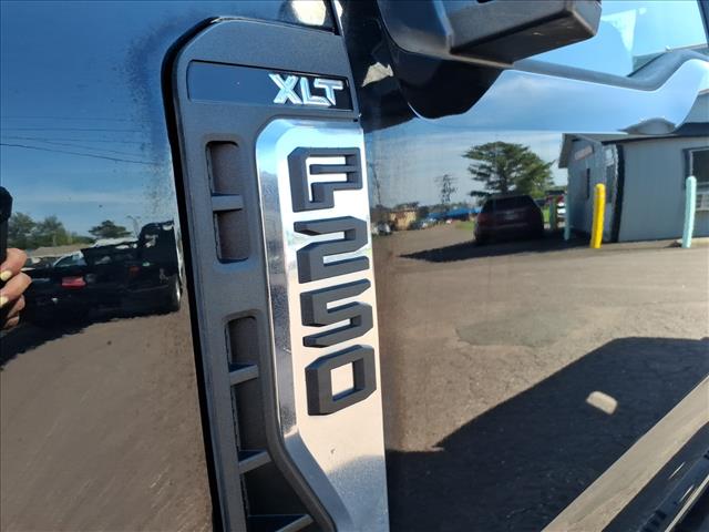 2024 Ford F-250 Super Duty XLT