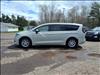 2017 Chrysler Pacifica Touring - thumbnail 2