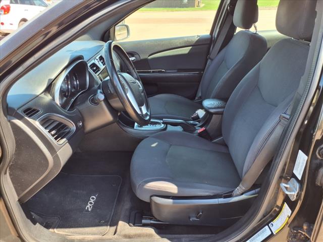 2012 Chrysler 200 Touring
