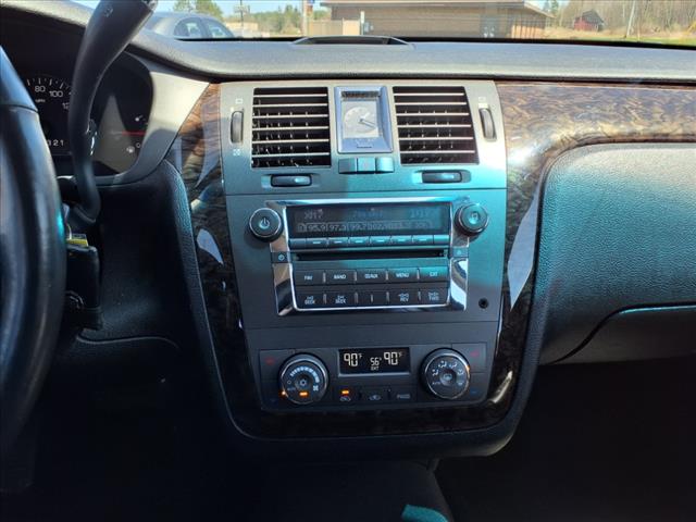 2008 Cadillac DTS Base