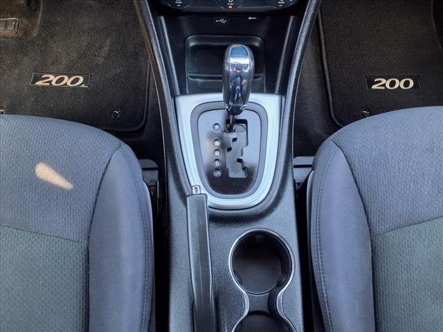 2012 Chrysler 200 Touring