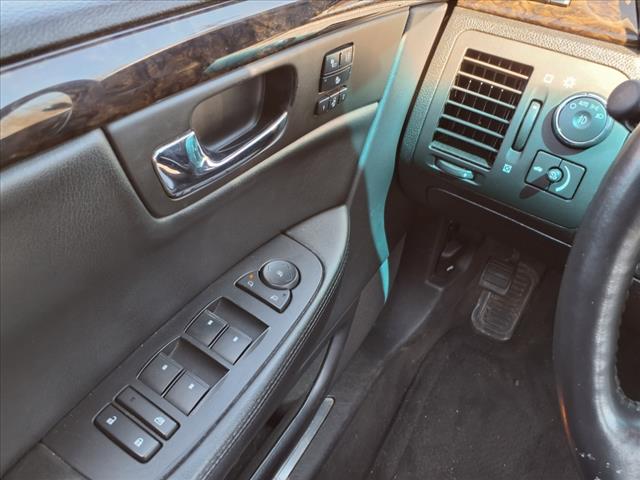 2008 Cadillac DTS Base
