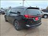 2022 Chrysler Pacifica Limited - thumbnail 3